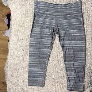 lululemon athletica Striped Crop Leggings in Gray striped